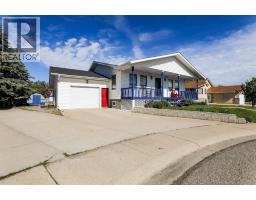 18 Garden Place, Magrath, Alberta