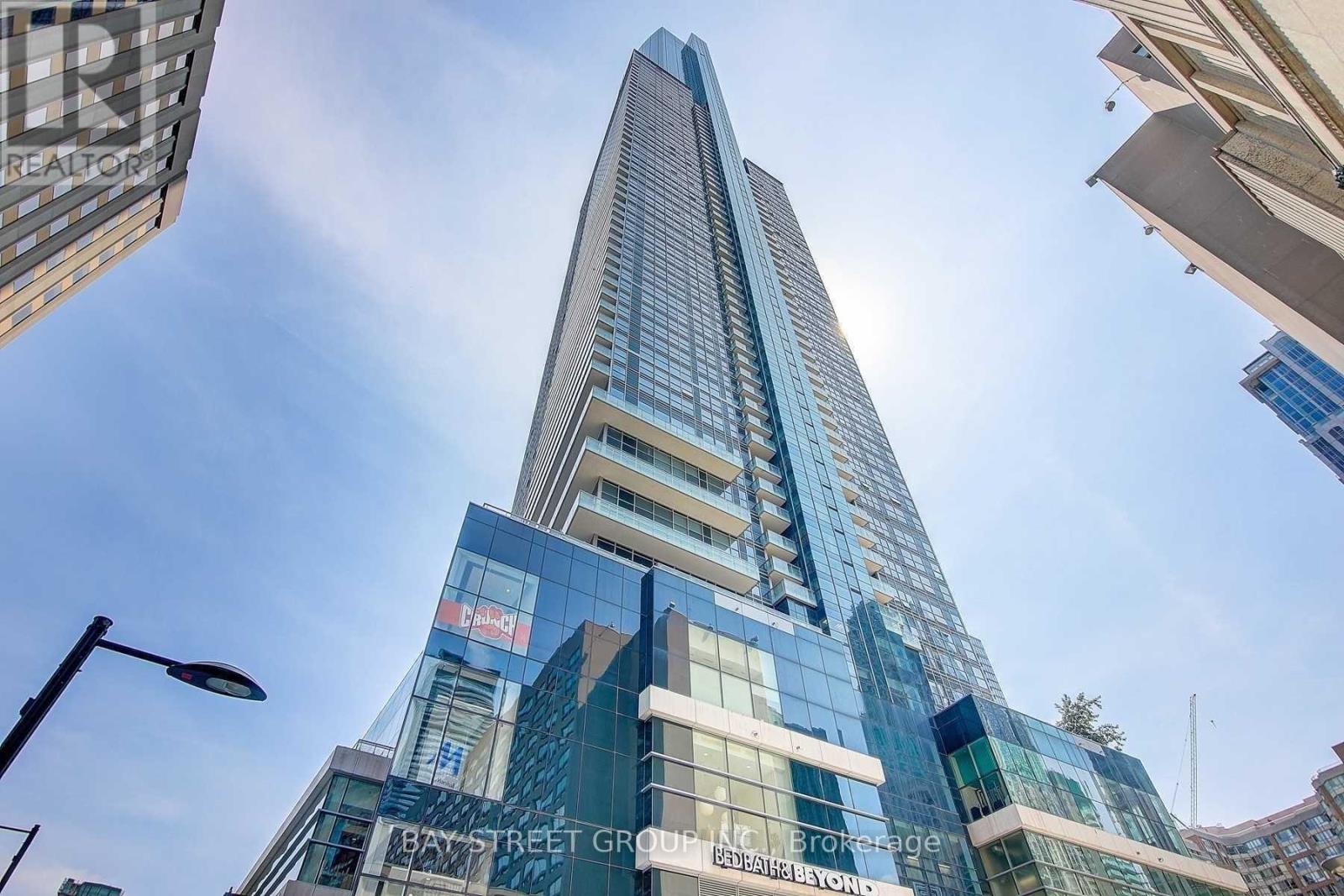 2807 - 386 YONGE STREET, Toronto, Ontario