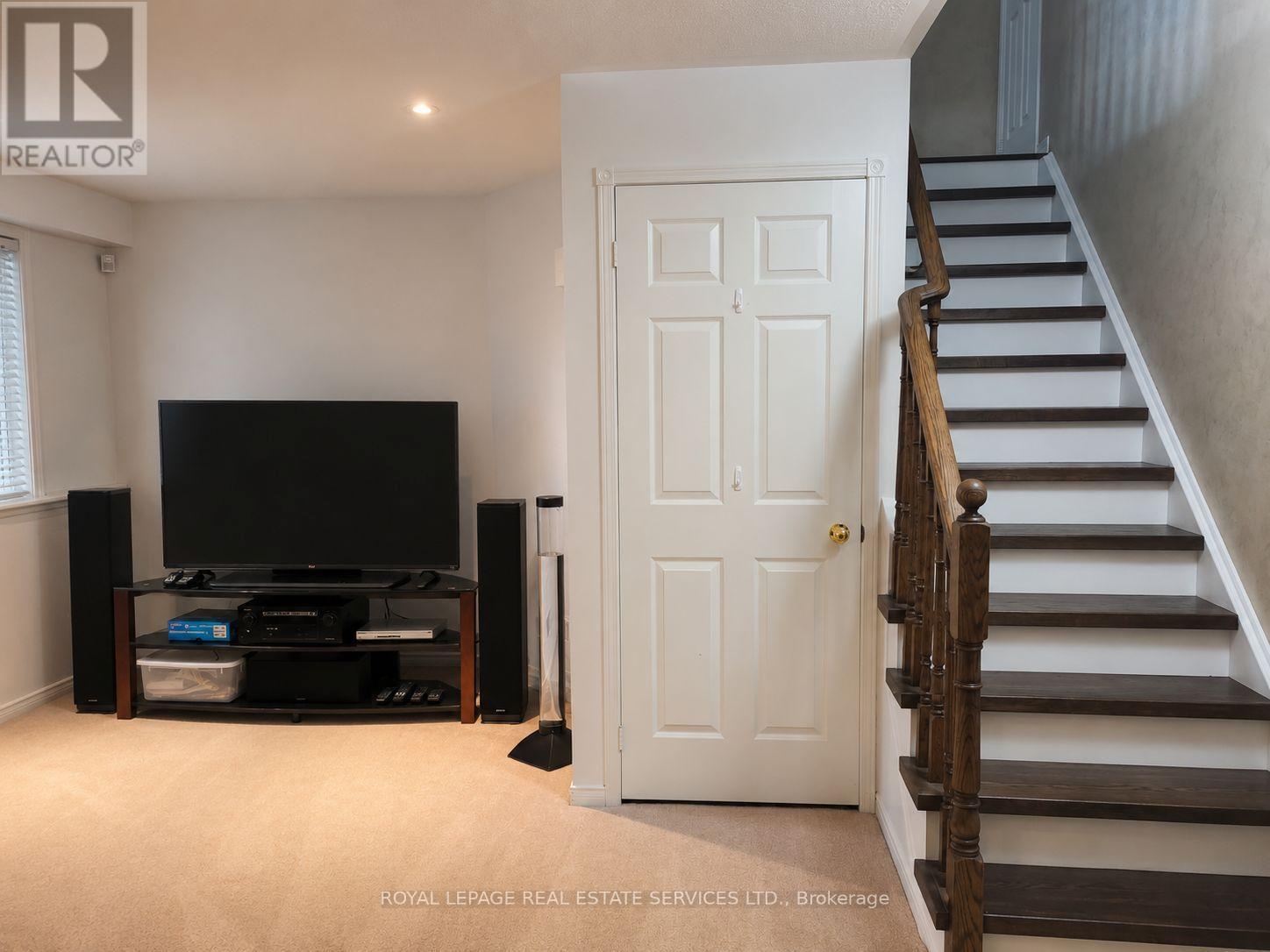 45 Rosemarie Crescent, Whitby, Ontario  L1M 1G6 - Photo 36 - E13153252