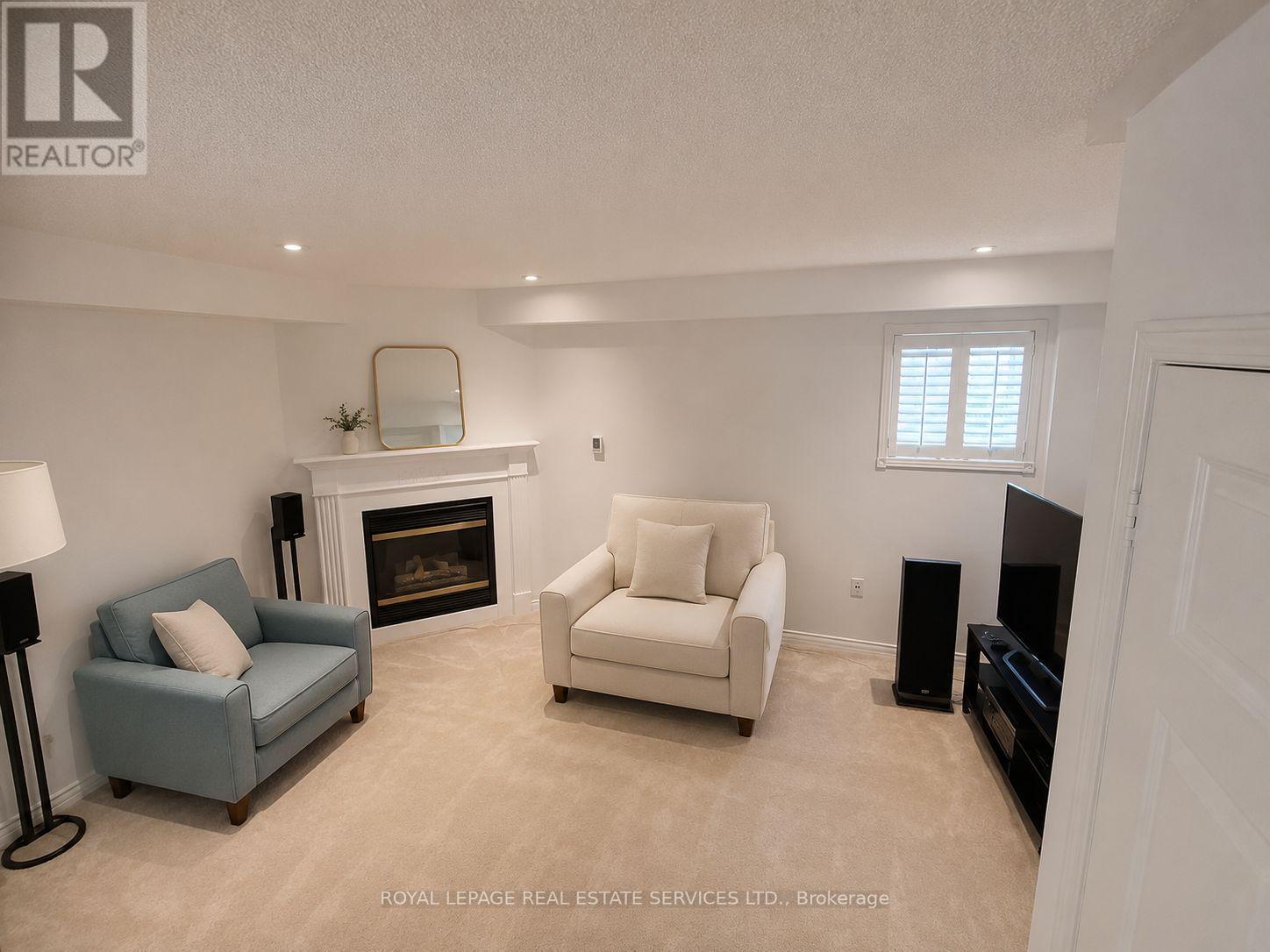 45 Rosemarie Crescent, Whitby, Ontario  L1M 1G6 - Photo 35 - E13153252