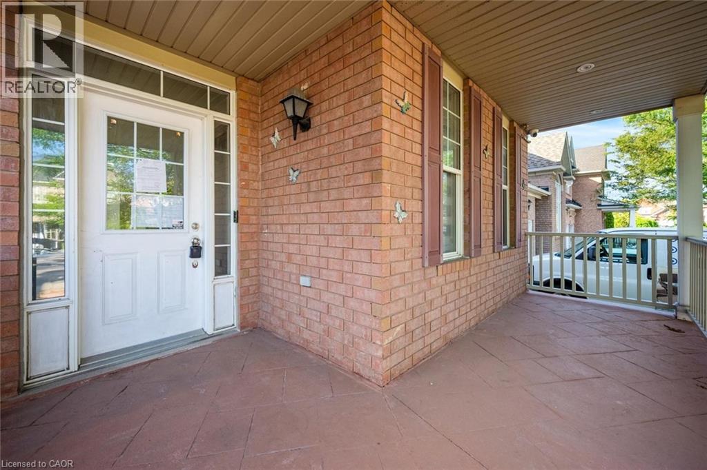8 Gander Crescent, Brampton, Ontario  L6P 2J5 - Photo 4 - 40846853