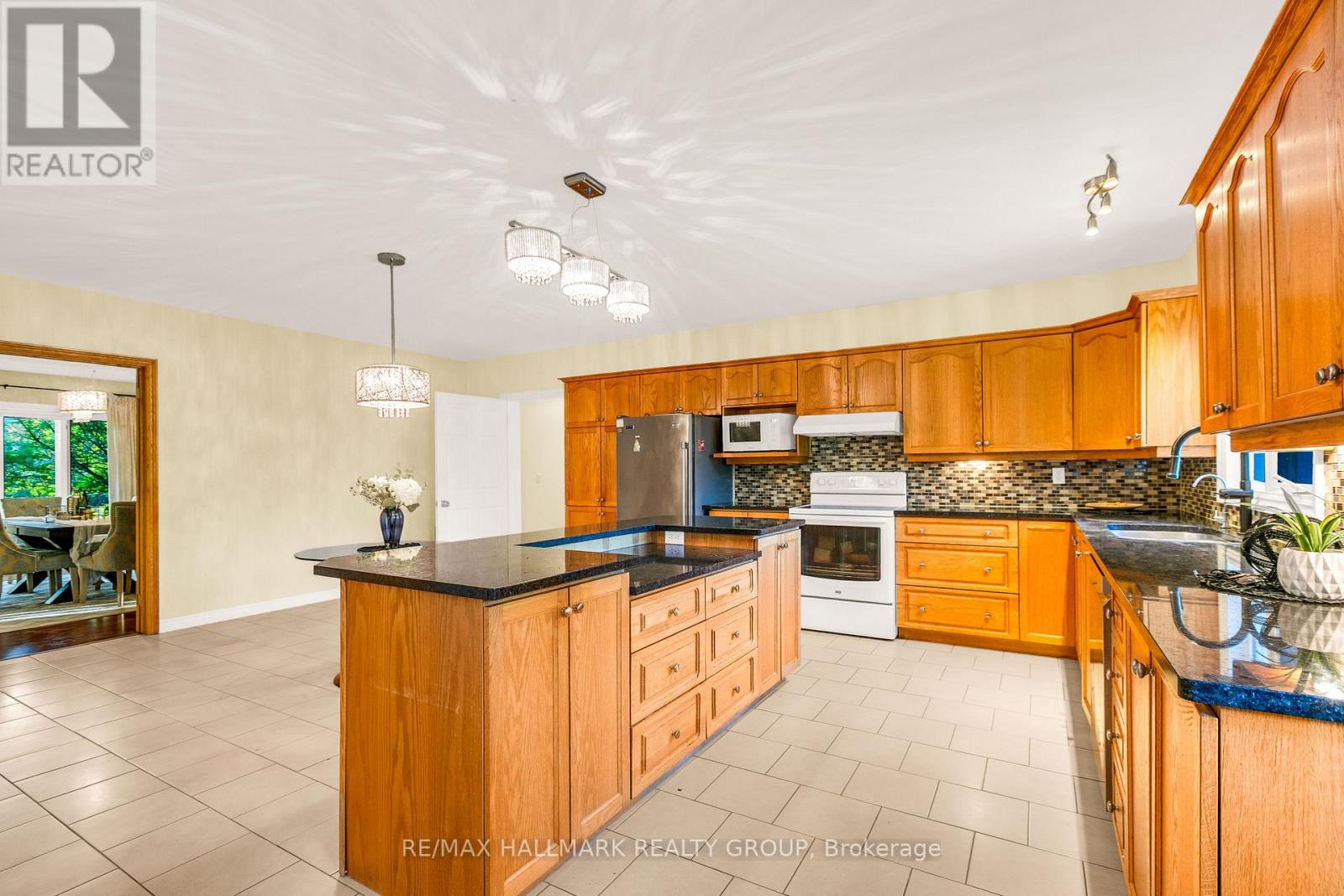 7316 Flewellyn Road, Ottawa, Ontario  K2S 1B6 - Photo 19 - X13574934