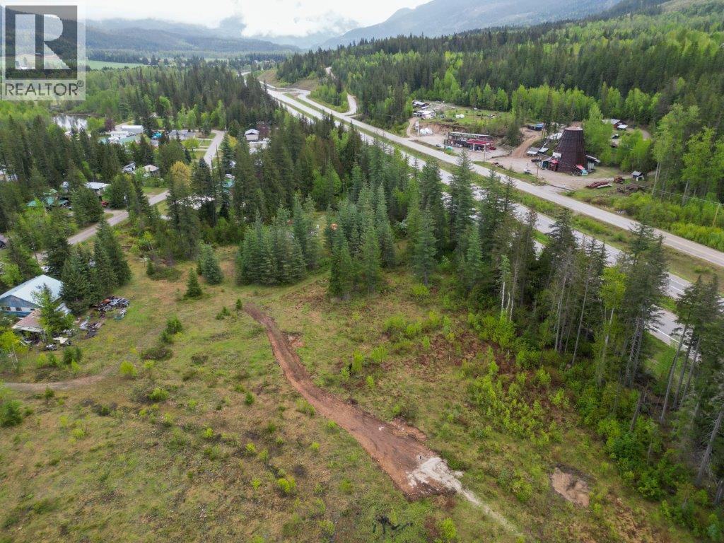 4103 Balsam Way, Malakwa, BC V0E 2J0