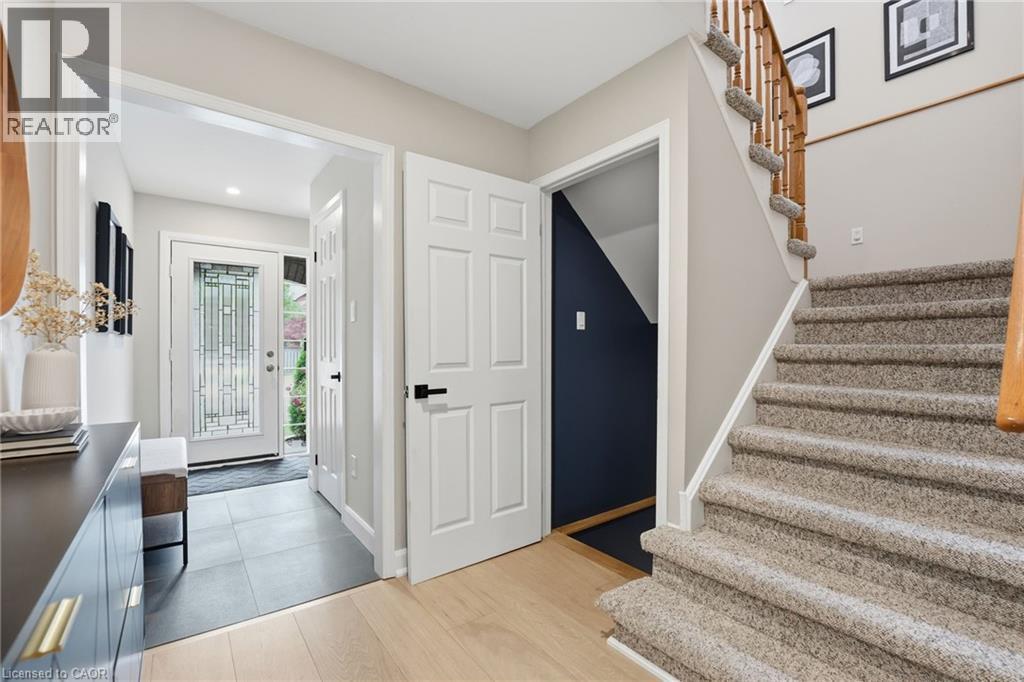 2445 Stefi Trail, Oakville, Ontario  L6H 5Y4 - Photo 6 - 40842780