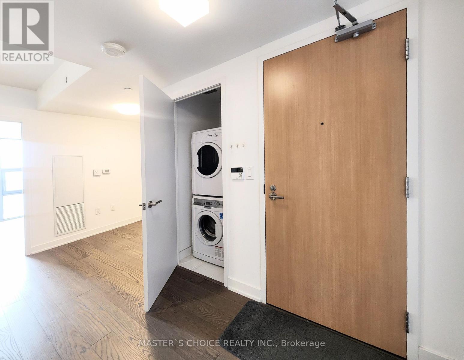 3407 - 11 Wellesley Street W, Toronto, Ontario  M4Y 0G4 - Photo 14 - C13574988