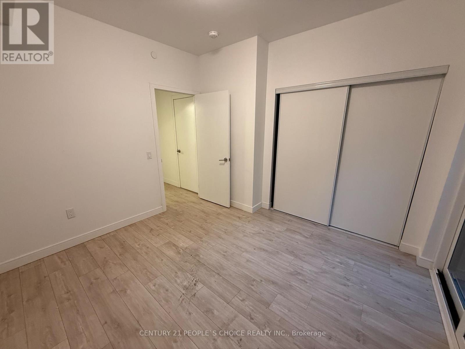 8 Blk F - 180 Clonmore Drive S, Toronto, Ontario  M1N 1Y1 - Photo 14 - E13573924
