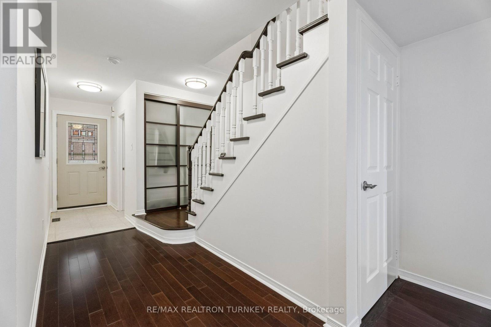 844 Playter Crescent, Newmarket, Ontario  L3X 1W8 - Photo 21 - N13573832