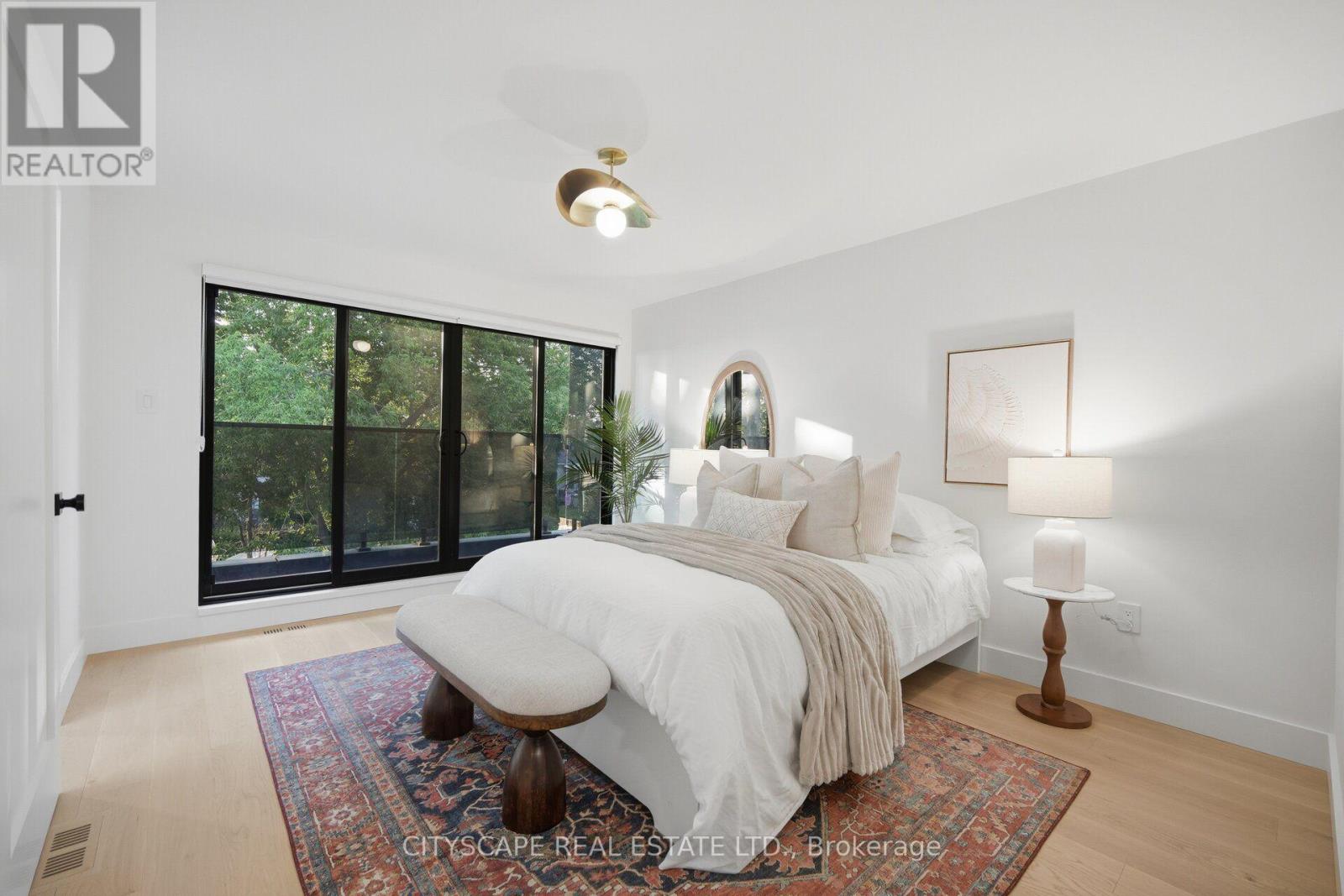 10b Holmstead Avenue, Toronto, Ontario  M4B 1T1 - Photo 27 - E13575016