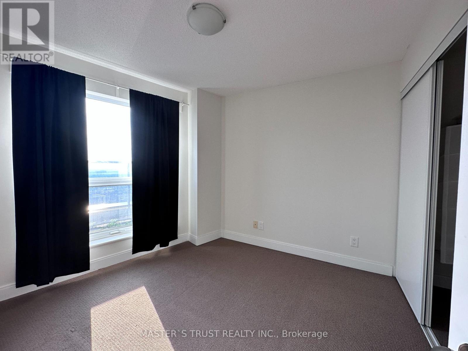 3722 - 135 Village Green Square, Toronto, Ontario  M1S 0G4 - Photo 12 - E13575080