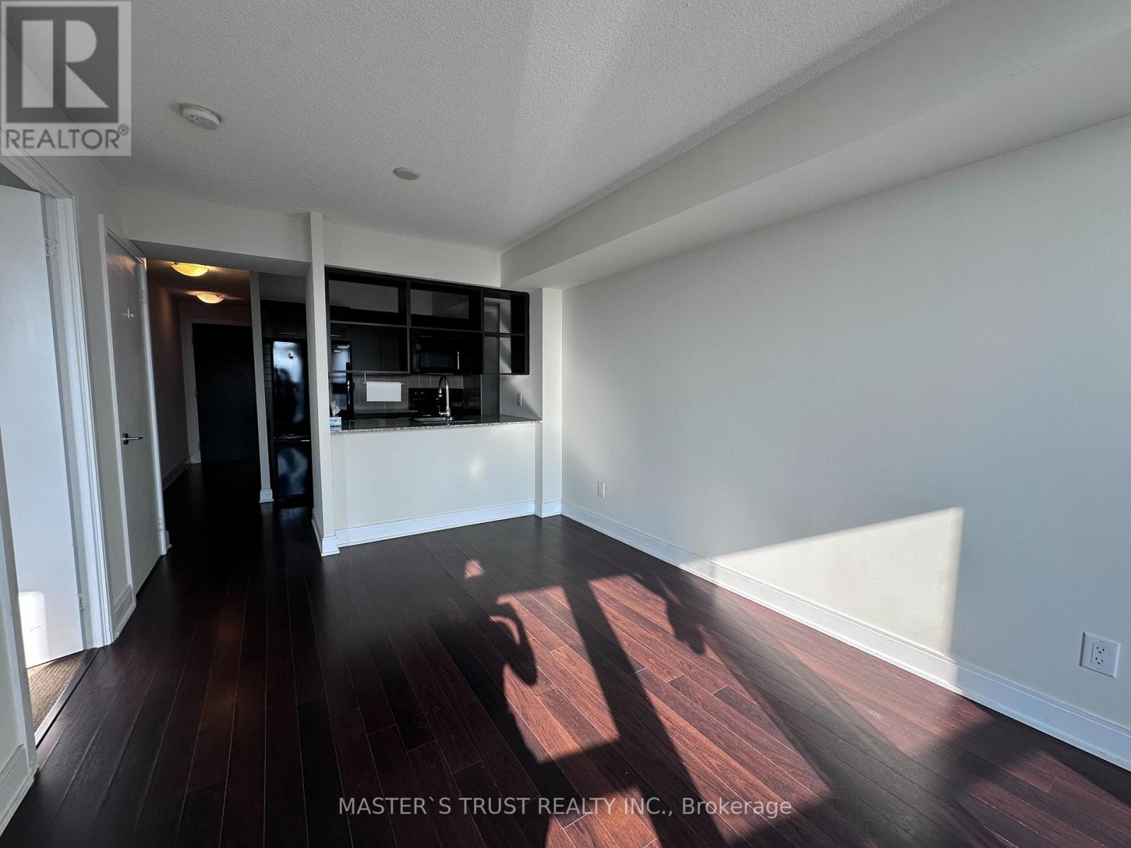 3722 - 135 Village Green Square, Toronto, Ontario  M1S 0G4 - Photo 4 - E13575080