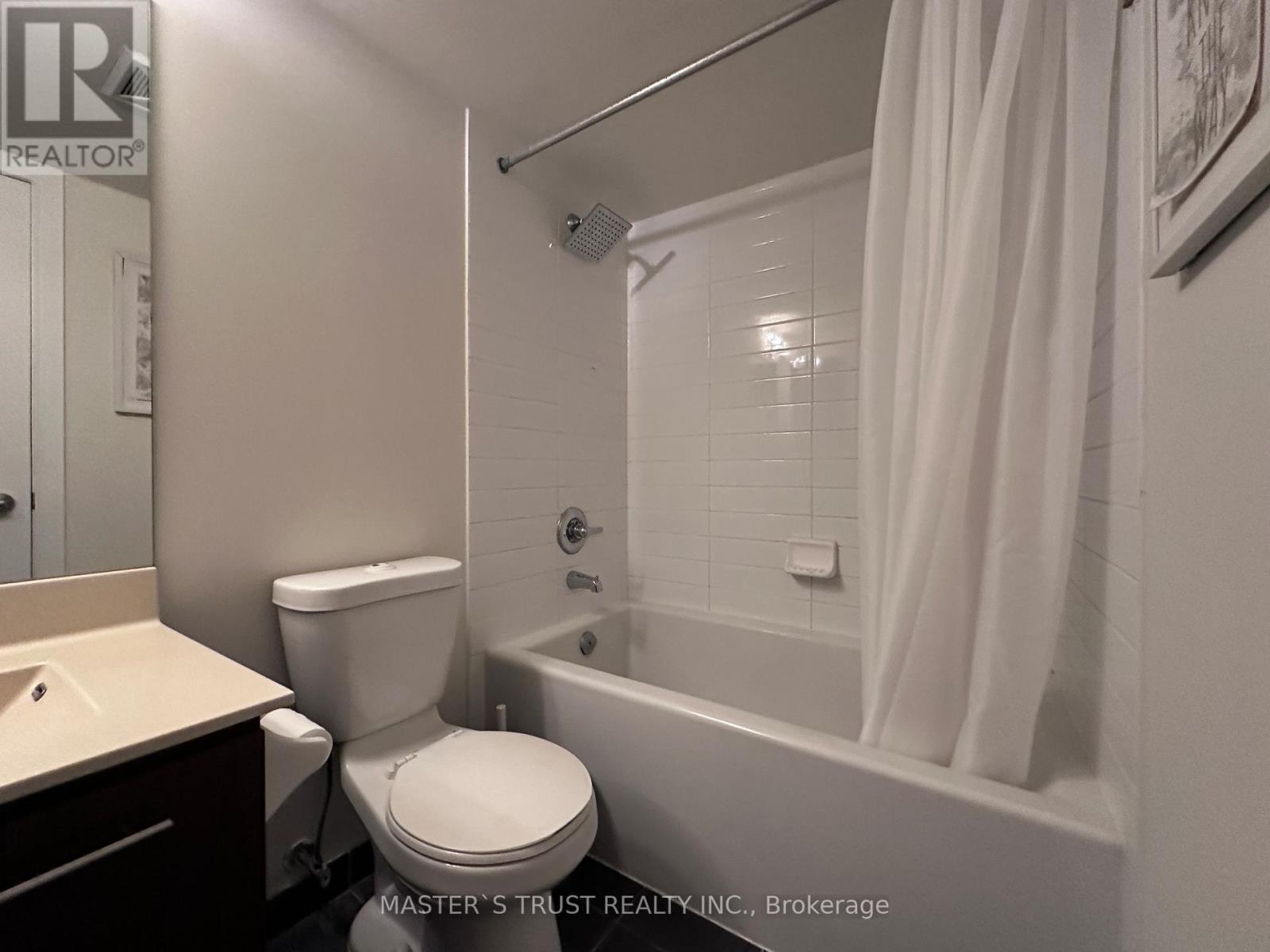 3722 - 135 Village Green Square, Toronto, Ontario  M1S 0G4 - Photo 9 - E13575080