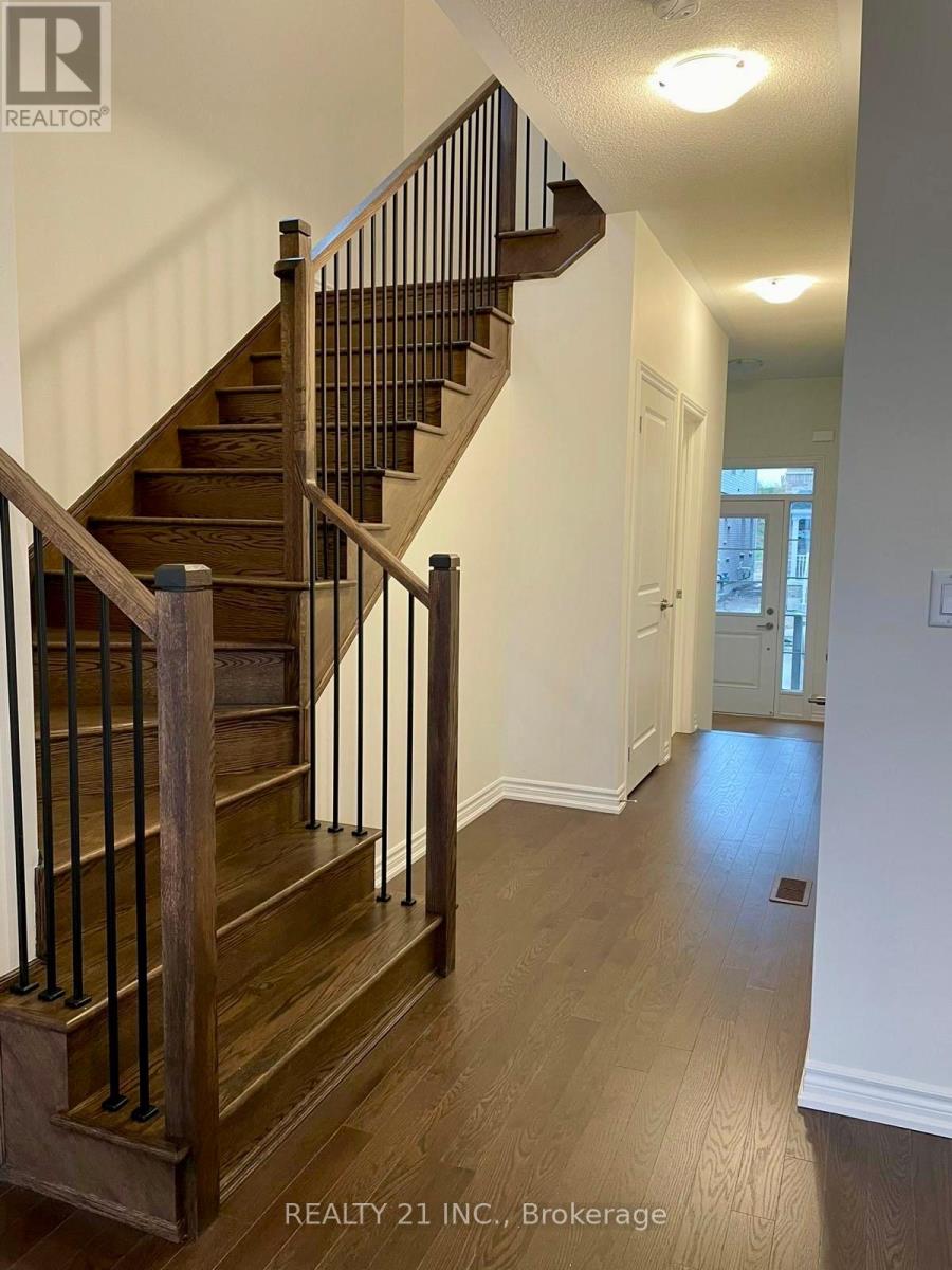 156 Shepherd Drive, Barrie, Ontario  L9J 0P9 - Photo 3 - S13575012