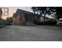 1055 CLAREDALE ROAD, Mississauga, Ontario