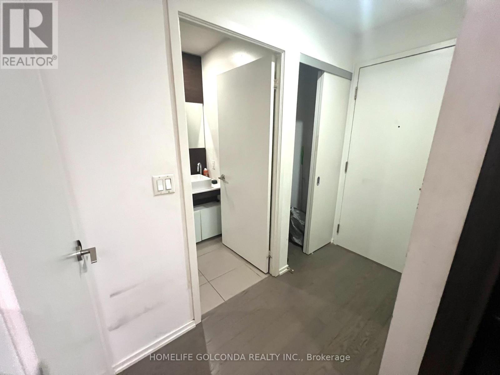 1005 - 75 St Nicholas Street, Toronto, Ontario  M4Y 0A5 - Photo 11 - C13575094