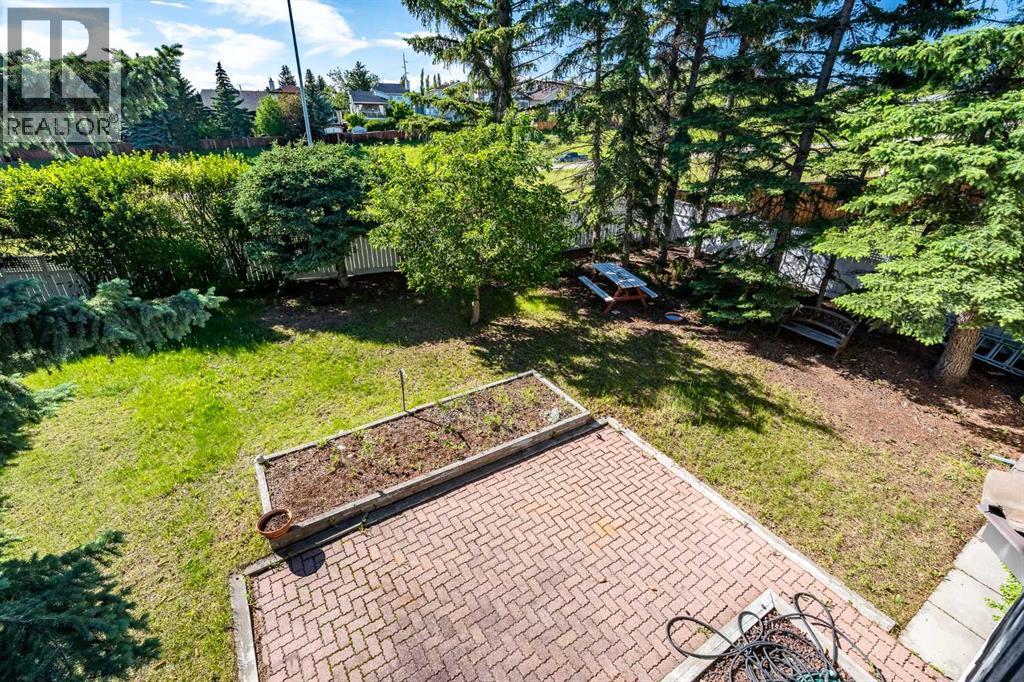 168 Edgehill Close NW, Calgary, Alberta  T3A 2Z1 - Photo 31 - A2323063