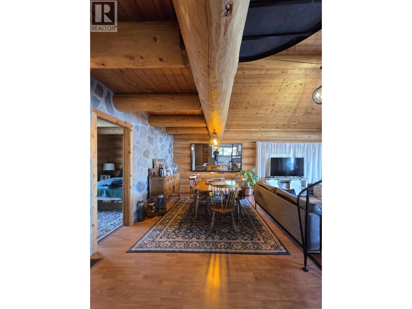 4619 Caverly Road, Lac La Hache, British Columbia  V0K 1T0 - Photo 12 - R3147376