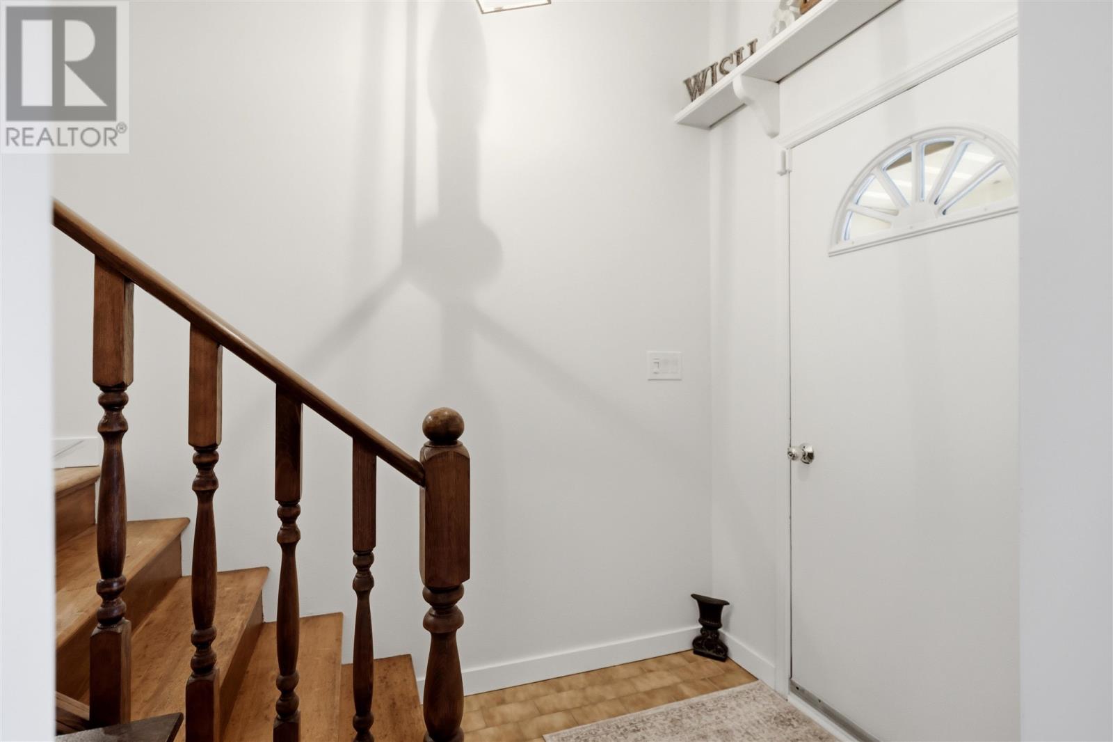 118 Bristol Pl, Sault Ste. Marie, Ontario  P6A 6L8 - Photo 2 - SM261757