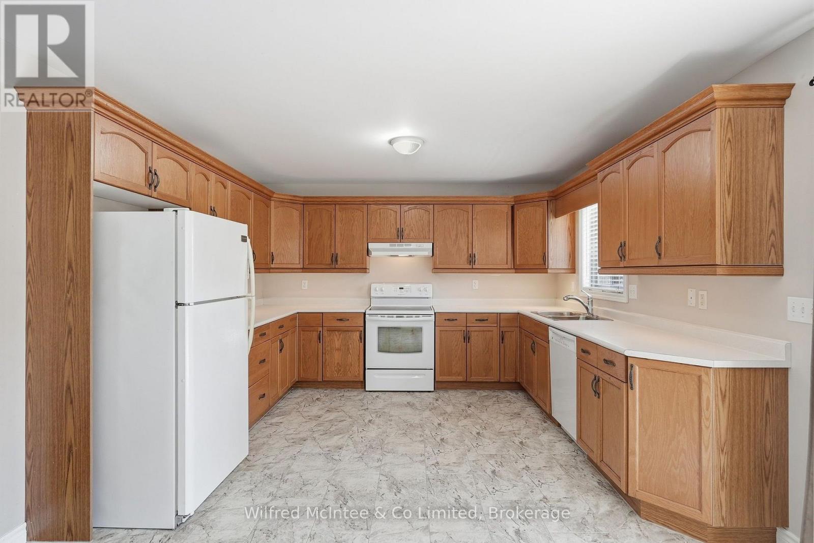 757 17th Street, Hanover, Ontario  N4N 3W8 - Photo 13 - X13575228