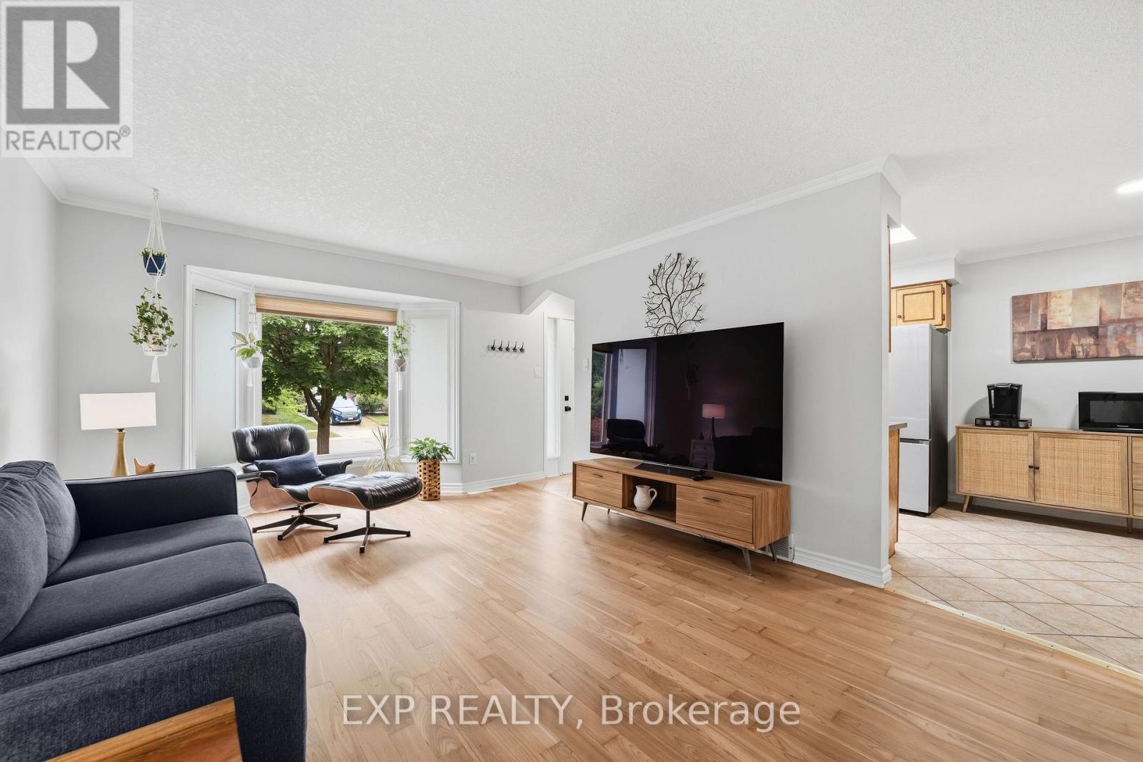 103 Clara Crescent, London South, Ontario  N6E 3G7 - Photo 5 - X13575192