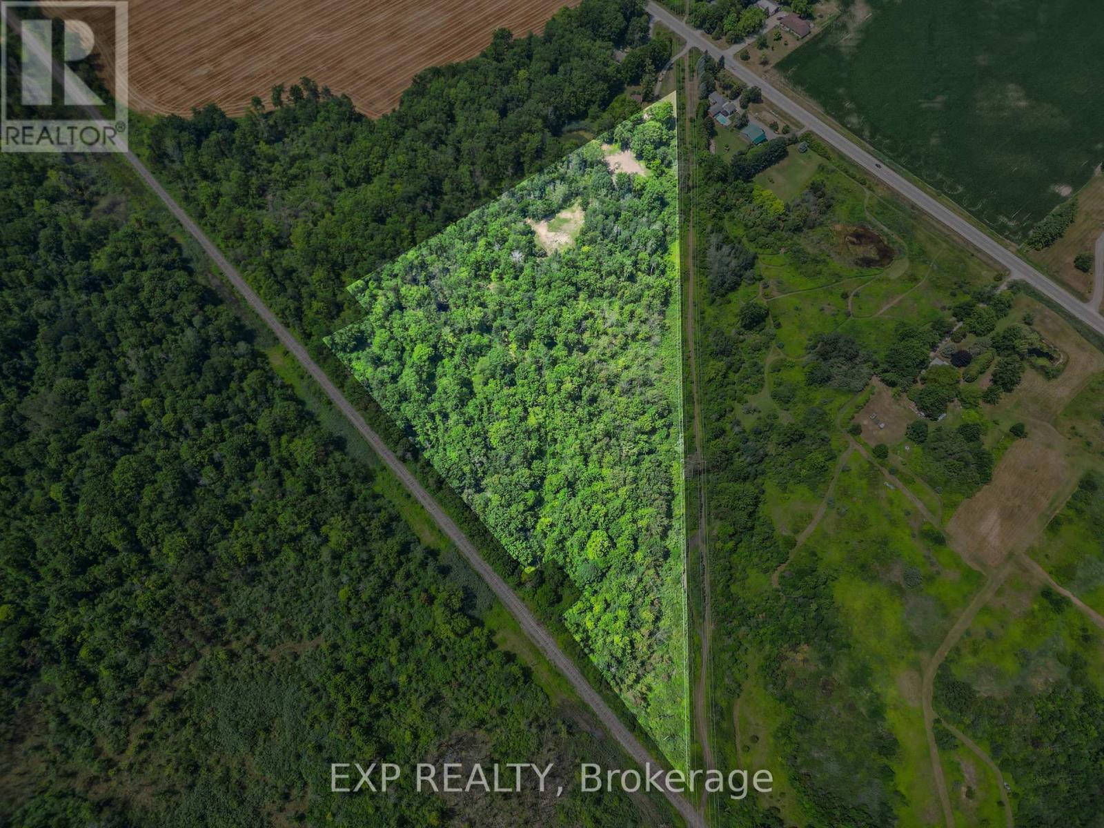5857 Glendon Drive, Southwest Middlesex, Ontario  N0L 1A0 - Photo 5 - X13575242
