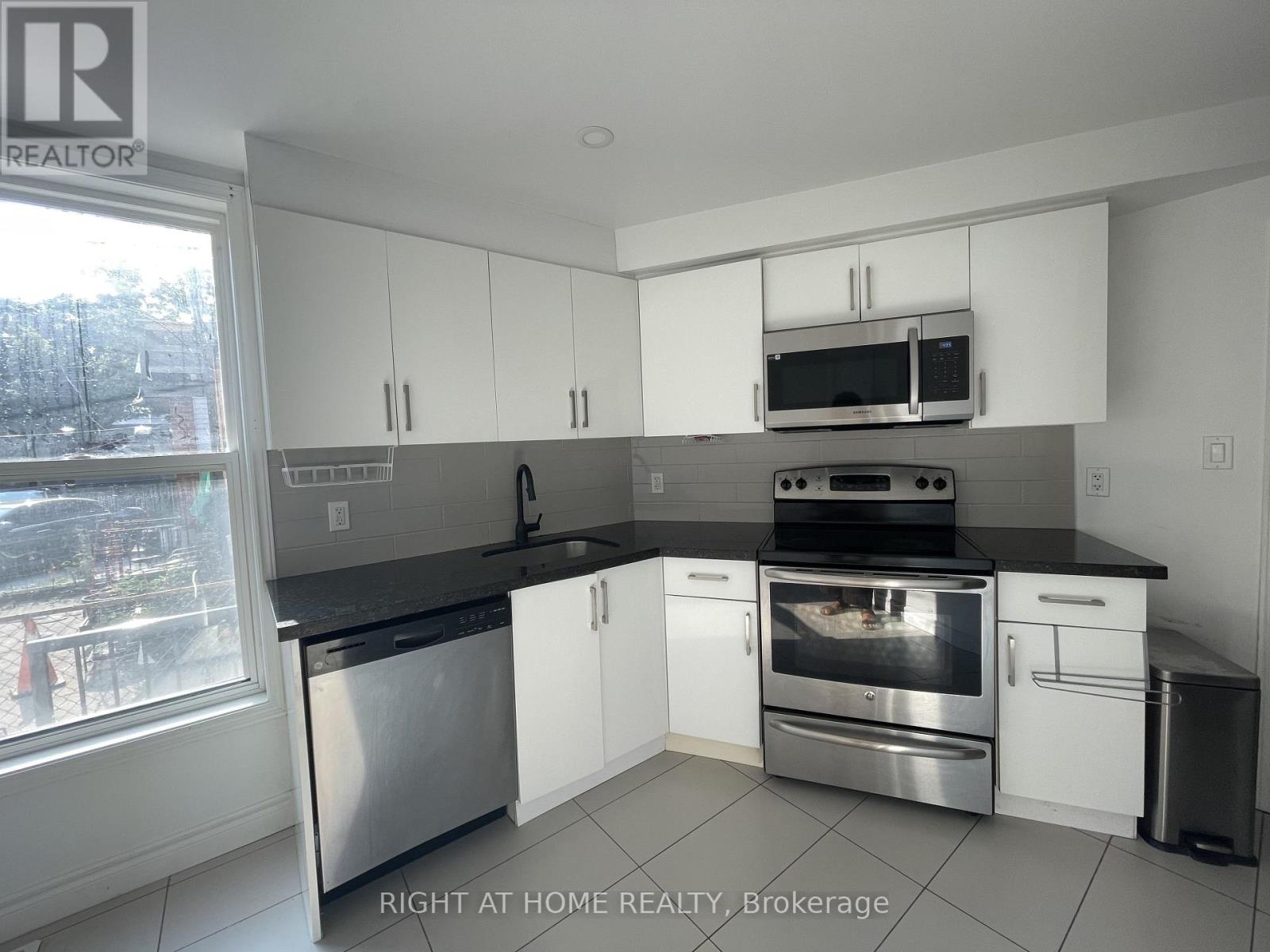 1 - 97 D'arcy Street, Toronto, Ontario M5T 1J9 - Photo 1 - C13575146