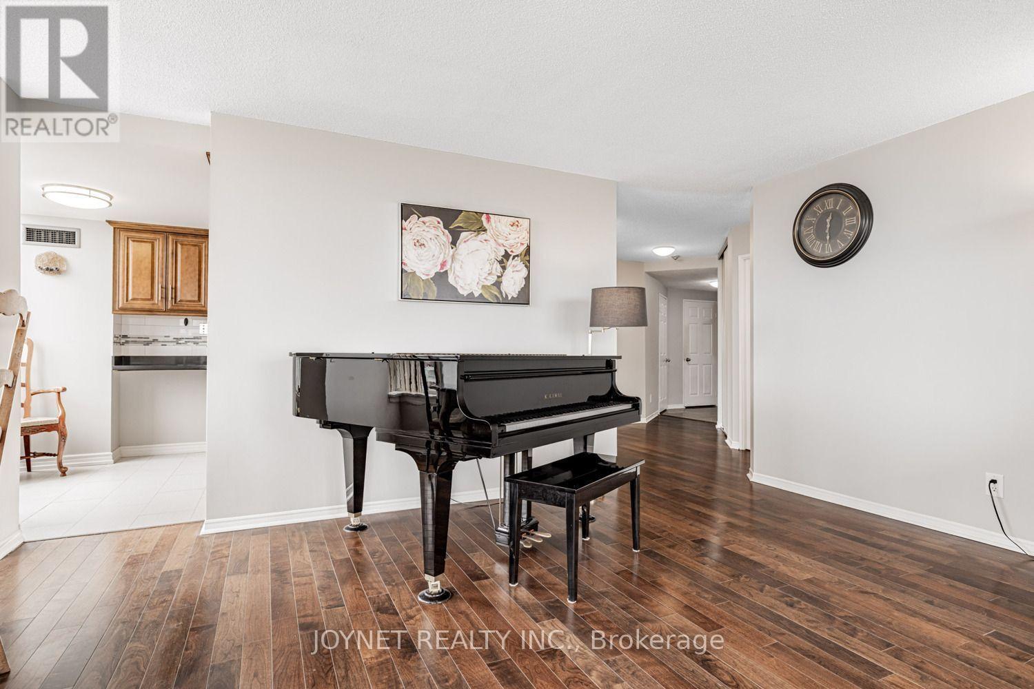 2205 - 7 Bishop Avenue, Toronto, Ontario  M2M 4J4 - Photo 18 - C13575148