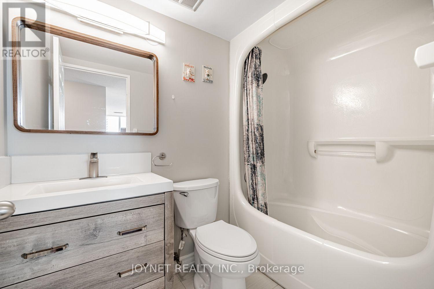 2205 - 7 Bishop Avenue, Toronto, Ontario  M2M 4J4 - Photo 27 - C13575148