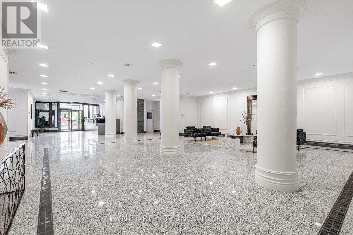 2205 - 7 Bishop Avenue, Toronto, Ontario  M2M 4J4 - Photo 4 - C13575148