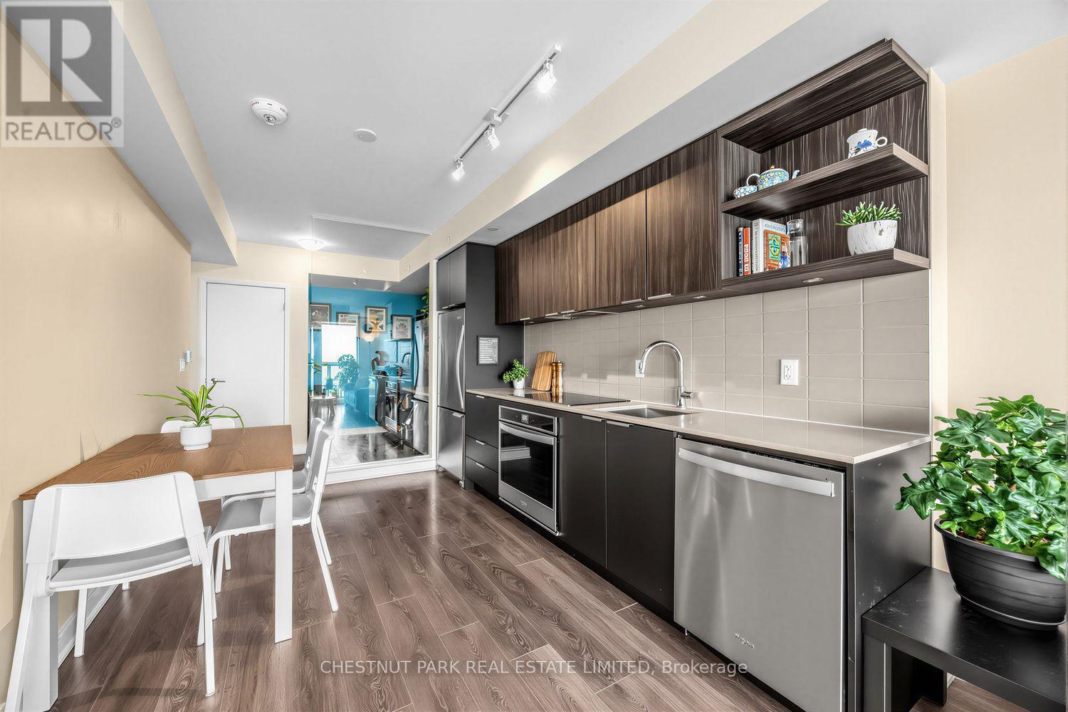 2401 - 6 Sonic Way, Toronto, Ontario  M3C 0P1 - Photo 9 - C13575194