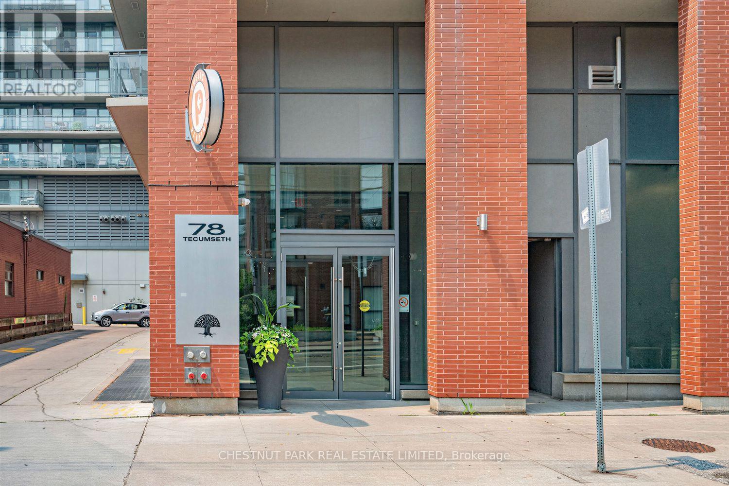 703 - 78 Tecumseth Street, Toronto, Ontario M5V 0A9 - Photo 3 - C13575200