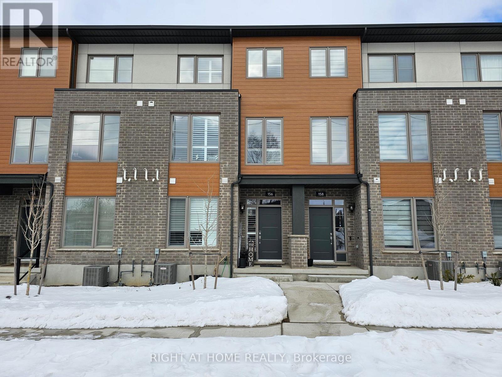156 HURON STREET, Guelph (St. Patrick's Ward)