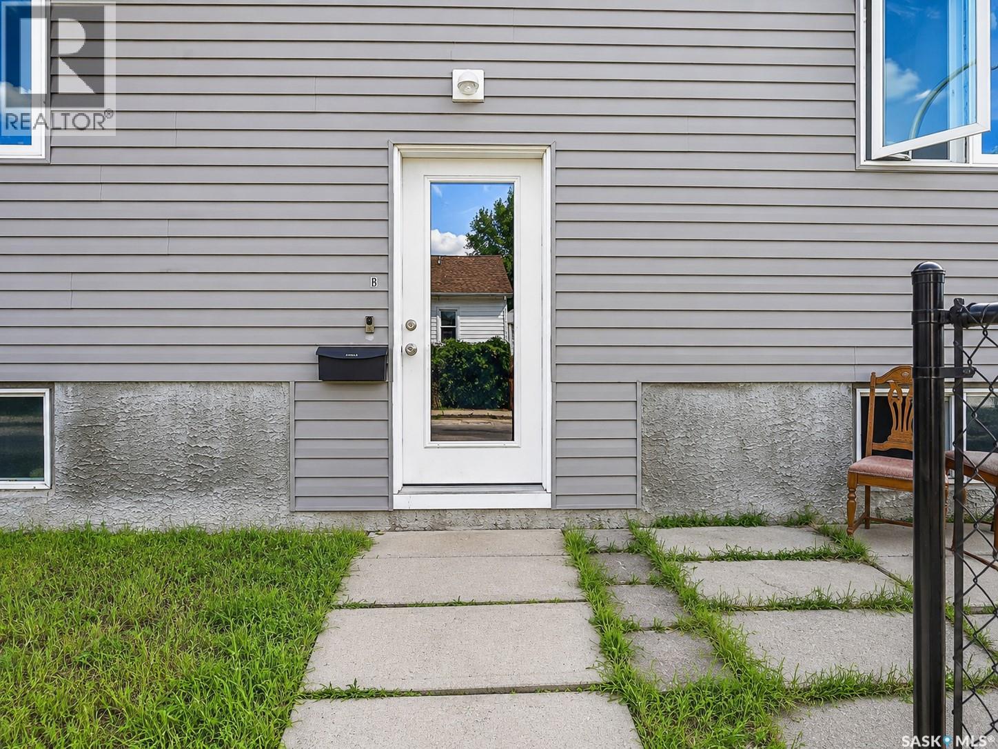 2100 Edgar Street, Regina, Saskatchewan  S4N 3K7 - Photo 3 - SK042823