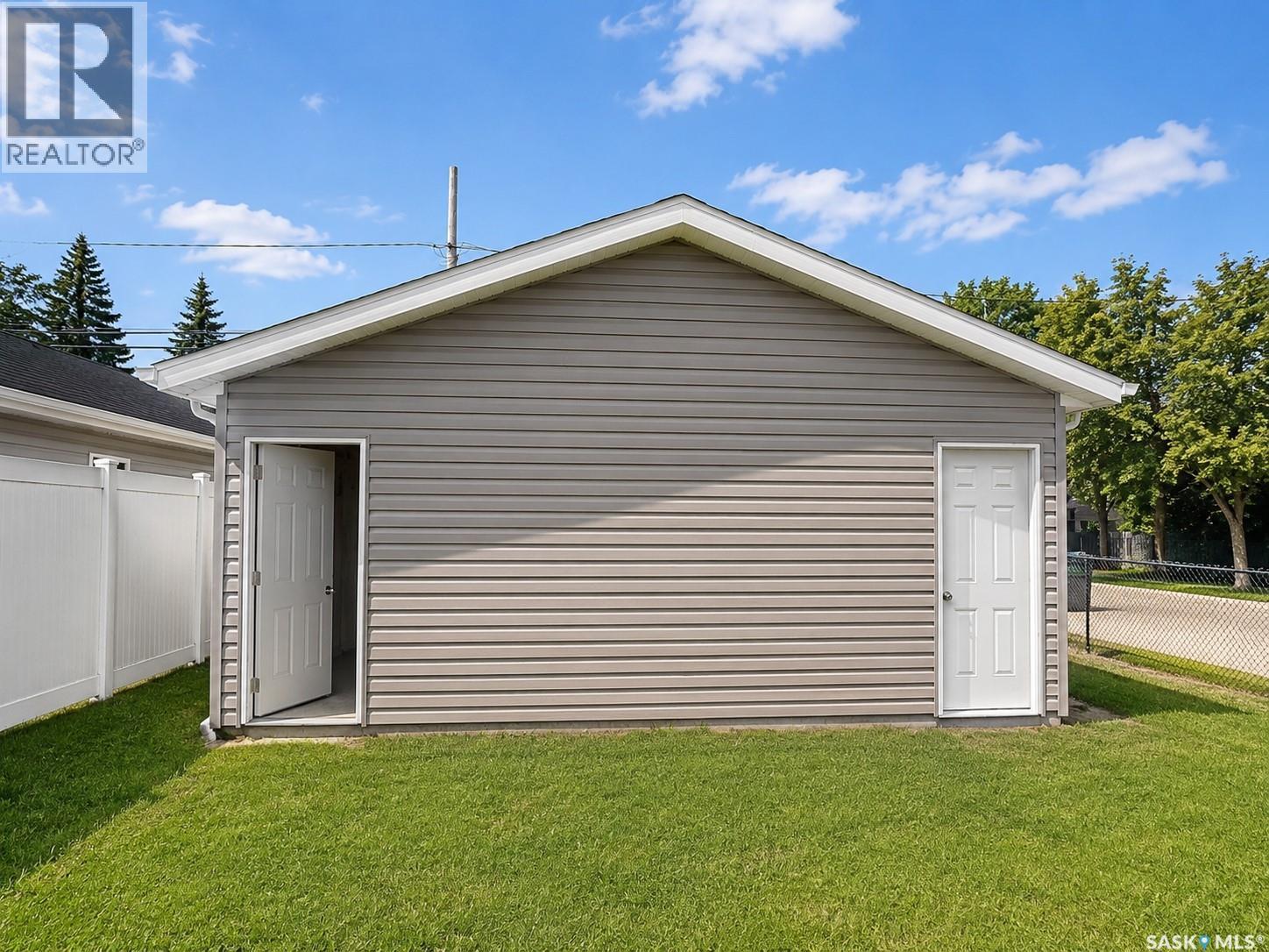 2100 Edgar Street, Regina, Saskatchewan  S4N 3K7 - Photo 51 - SK042823