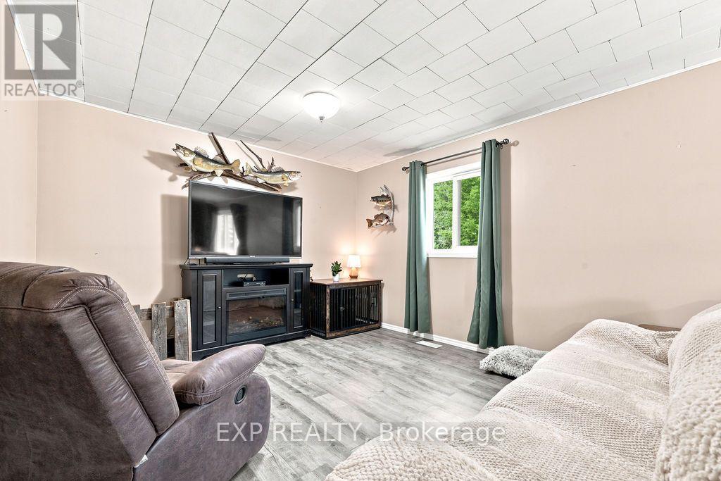 557 Pine Street, Greater Madawaska, Ontario  K0J 2R0 - Photo 25 - X13575334
