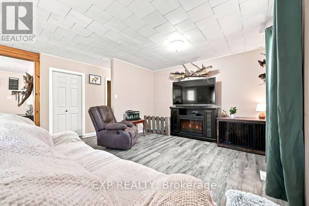 557 Pine Street, Greater Madawaska, Ontario  K0J 2R0 - Photo 26 - X13575334