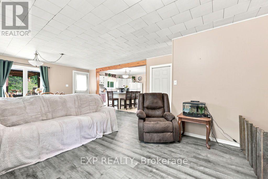 557 Pine Street, Greater Madawaska, Ontario  K0J 2R0 - Photo 27 - X13575334