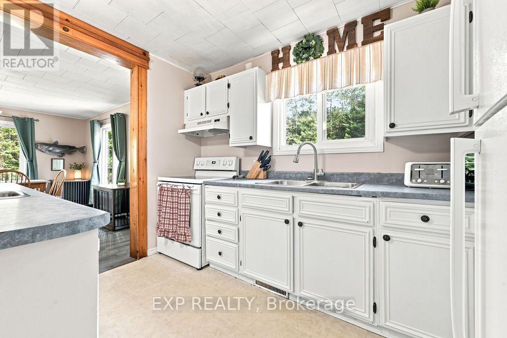 557 Pine Street, Greater Madawaska, Ontario  K0J 2R0 - Photo 34 - X13575334