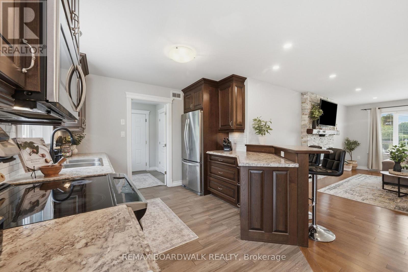 17 Albert Street, Edwardsburgh/cardinal, Ontario  K0E 1T1 - Photo 27 - X13575282