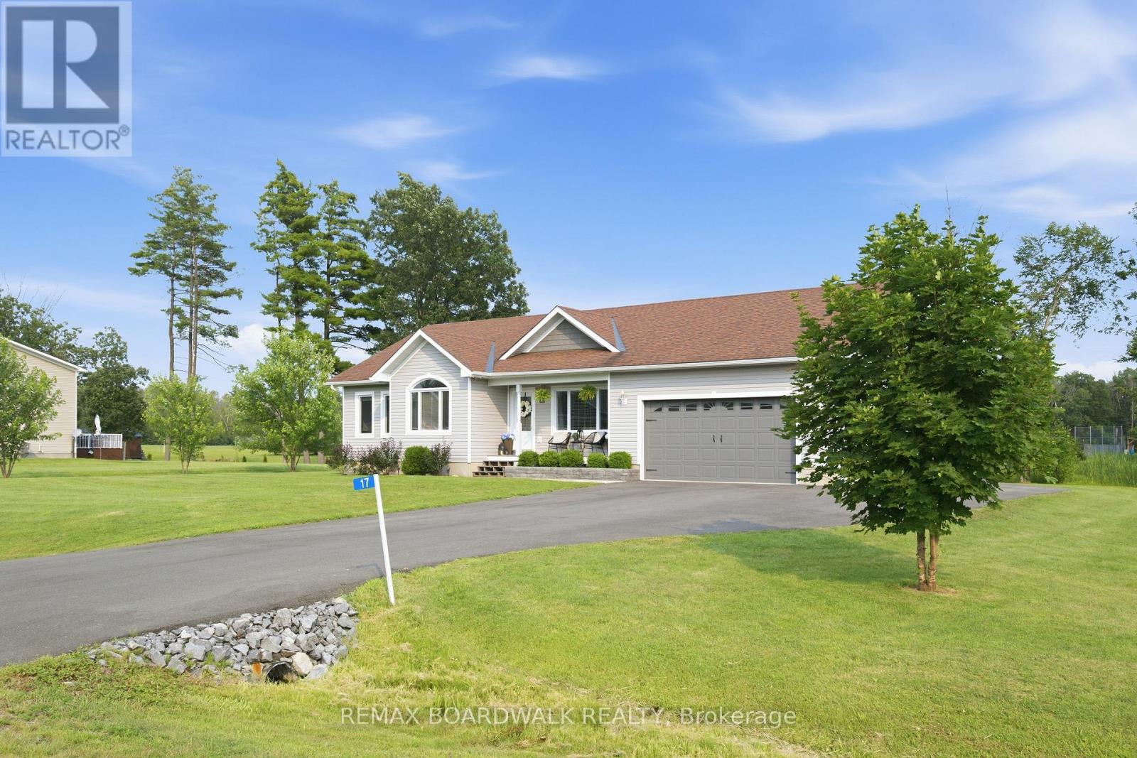 17 Albert Street, Edwardsburgh/cardinal, Ontario  K0E 1T1 - Photo 4 - X13575282