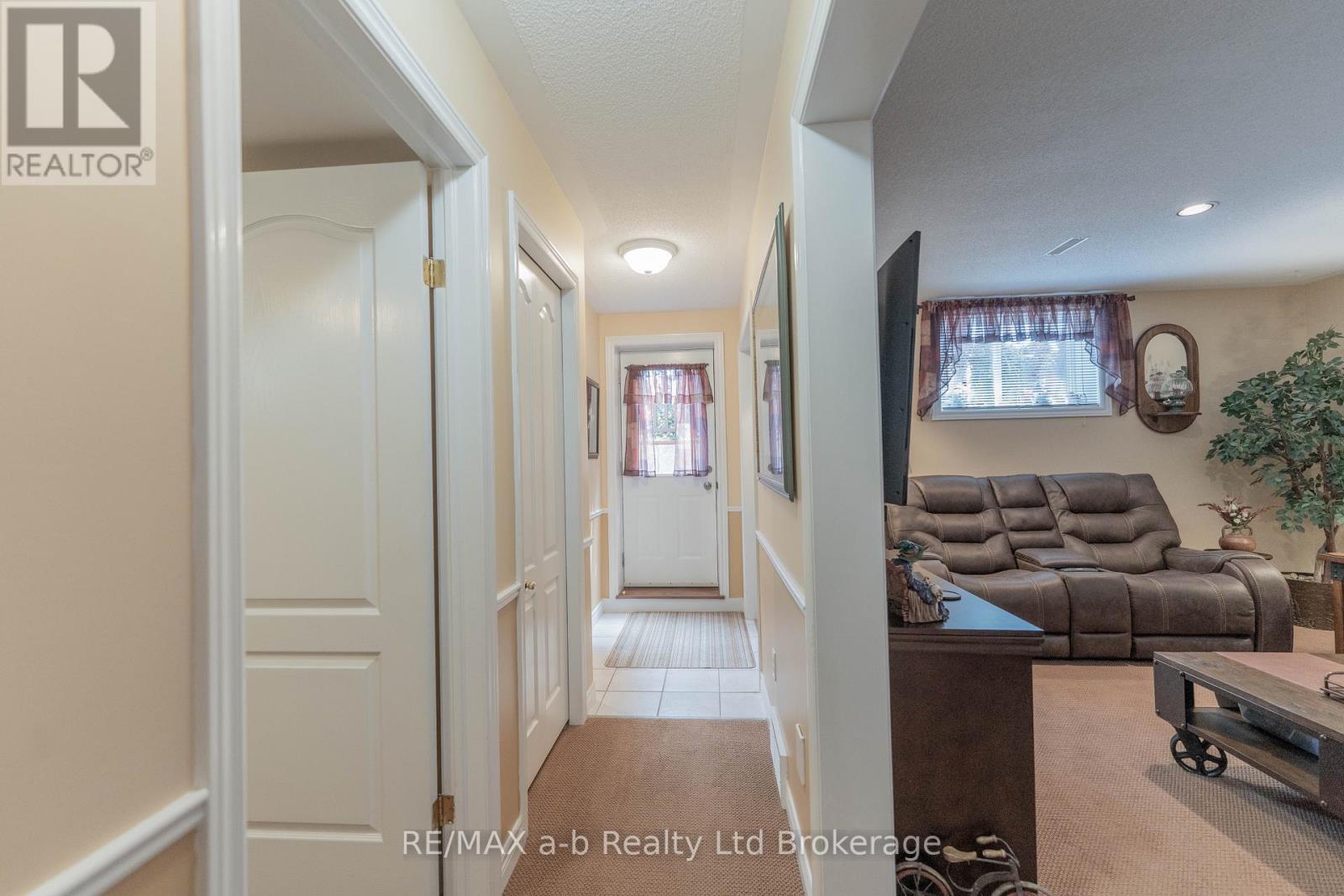 10 Peach Street, Tillsonburg, Ontario  N4G 5N8 - Photo 16 - X13575290