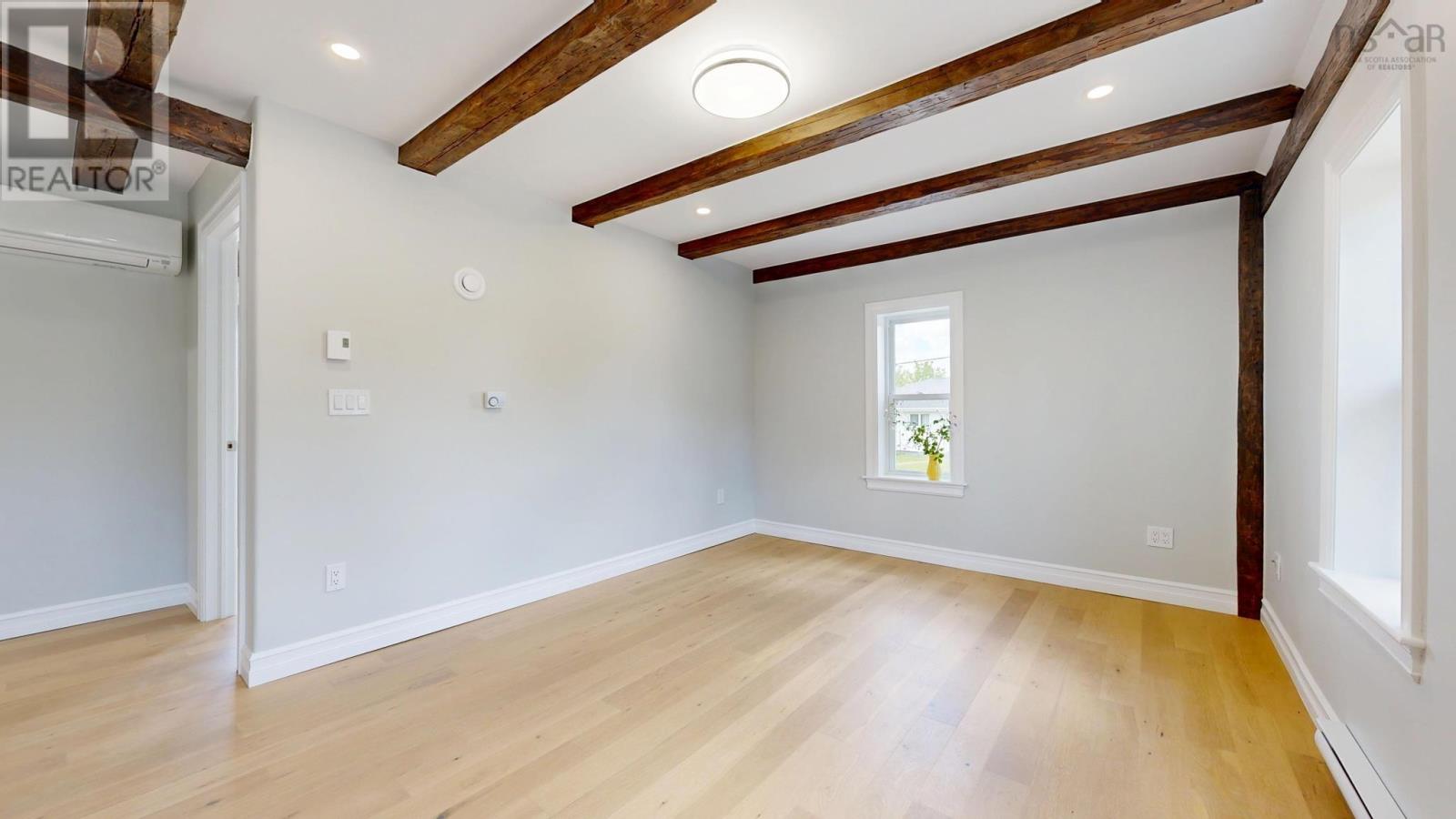 95 Cornwallis Street, Lunenburg, Nova Scotia  B0J 2C0 - Photo 10 - 202612723