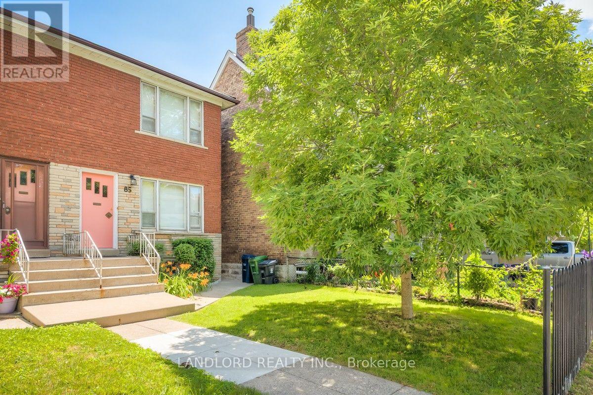 85 GREENLAW AVENUE, Toronto (Corso Italia-Davenport)
