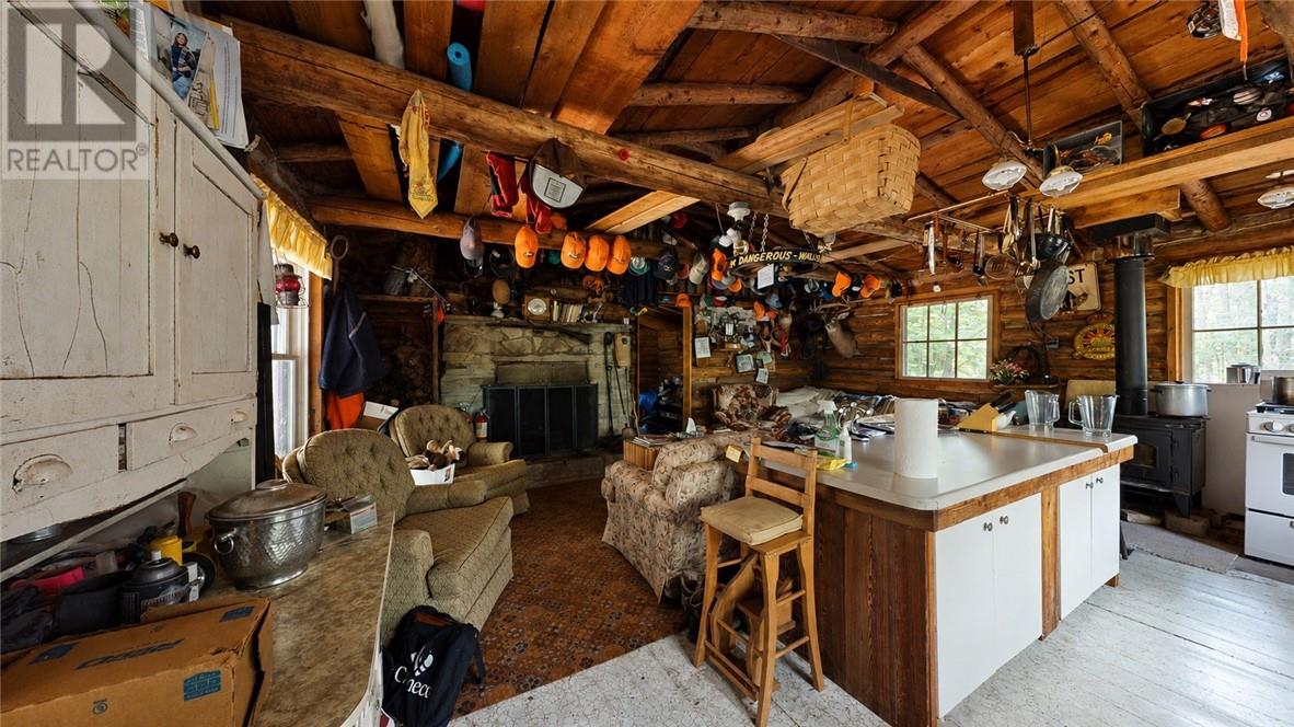 90 Clarke Rd, Gore Bay, Ontario  P0P 1H0 - Photo 12 - 2129117