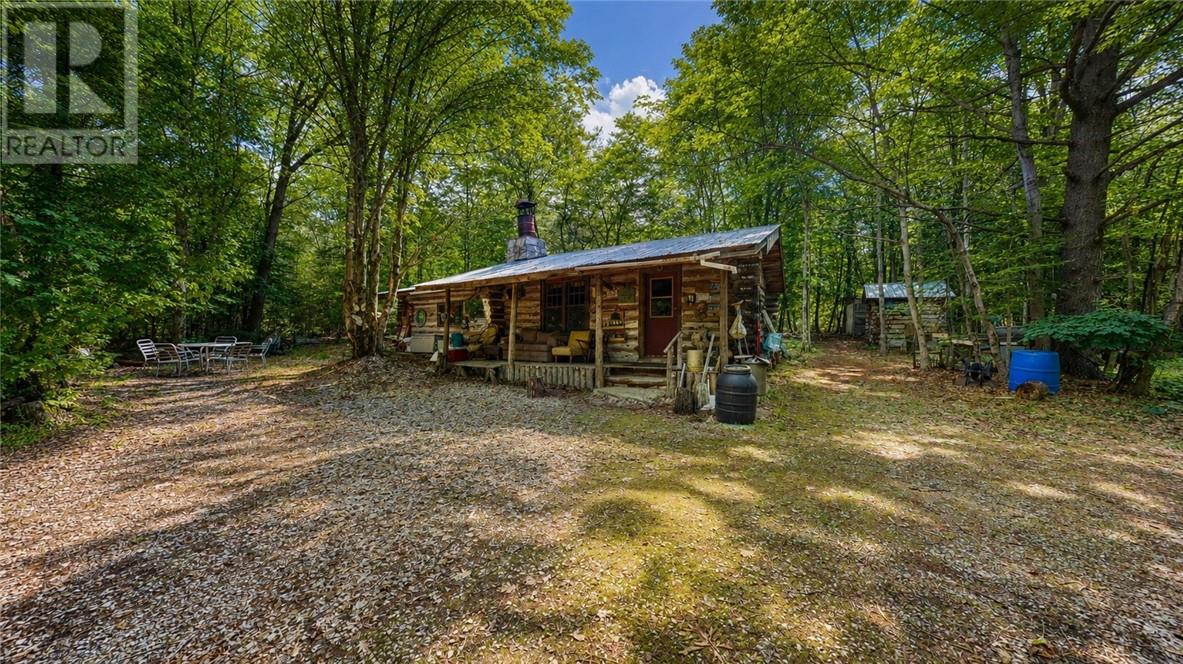 90 Clarke Rd, Gore Bay, Ontario  P0P 1H0 - Photo 8 - 2129117