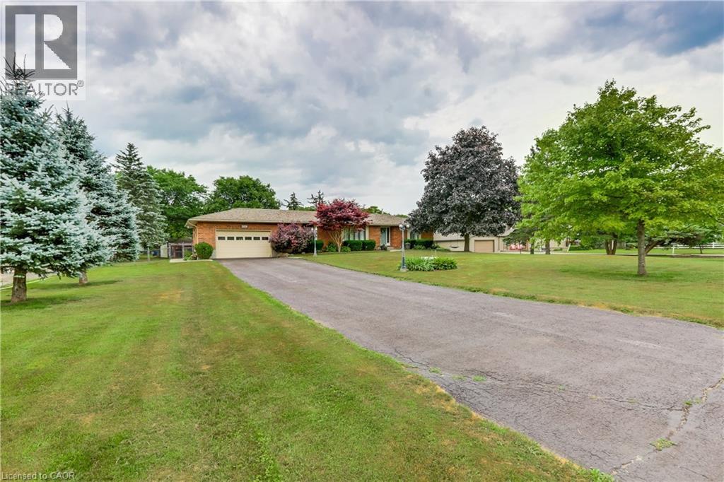 4542 Avenue Road, London, Ontario  N6N 1E7 - Photo 2 - 40845938