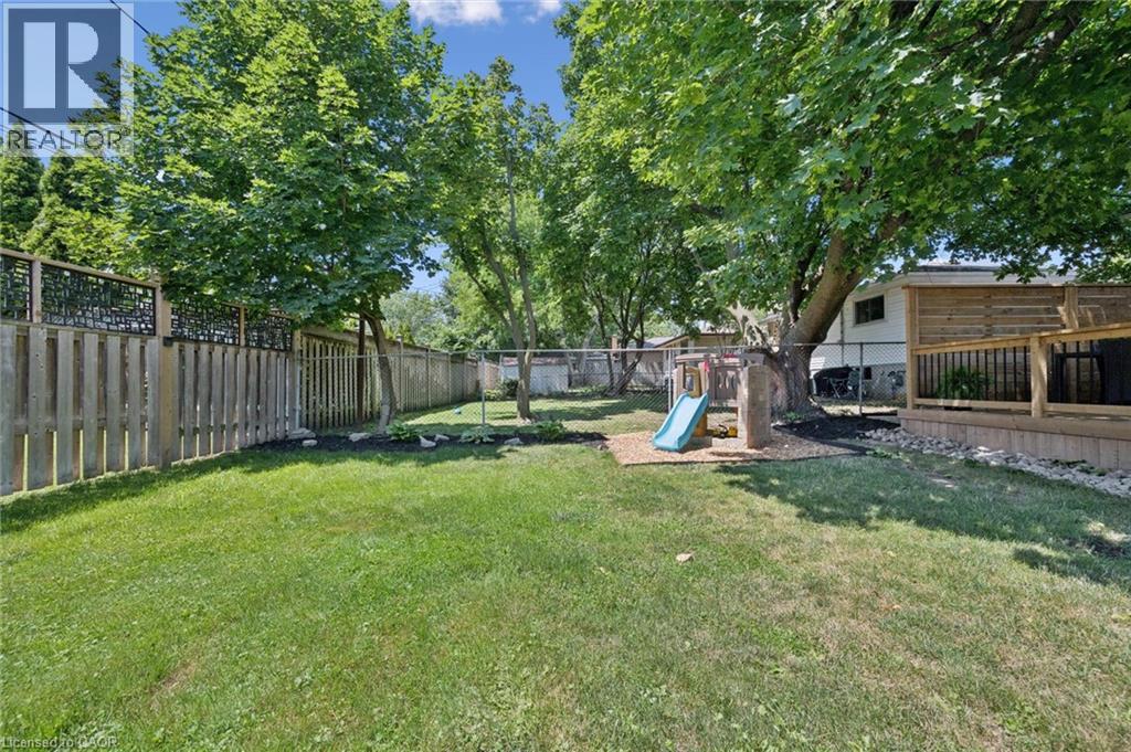 1298 Rosemary Crescent, Burlington, Ontario  L7P 2P4 - Photo 33 - 40848392