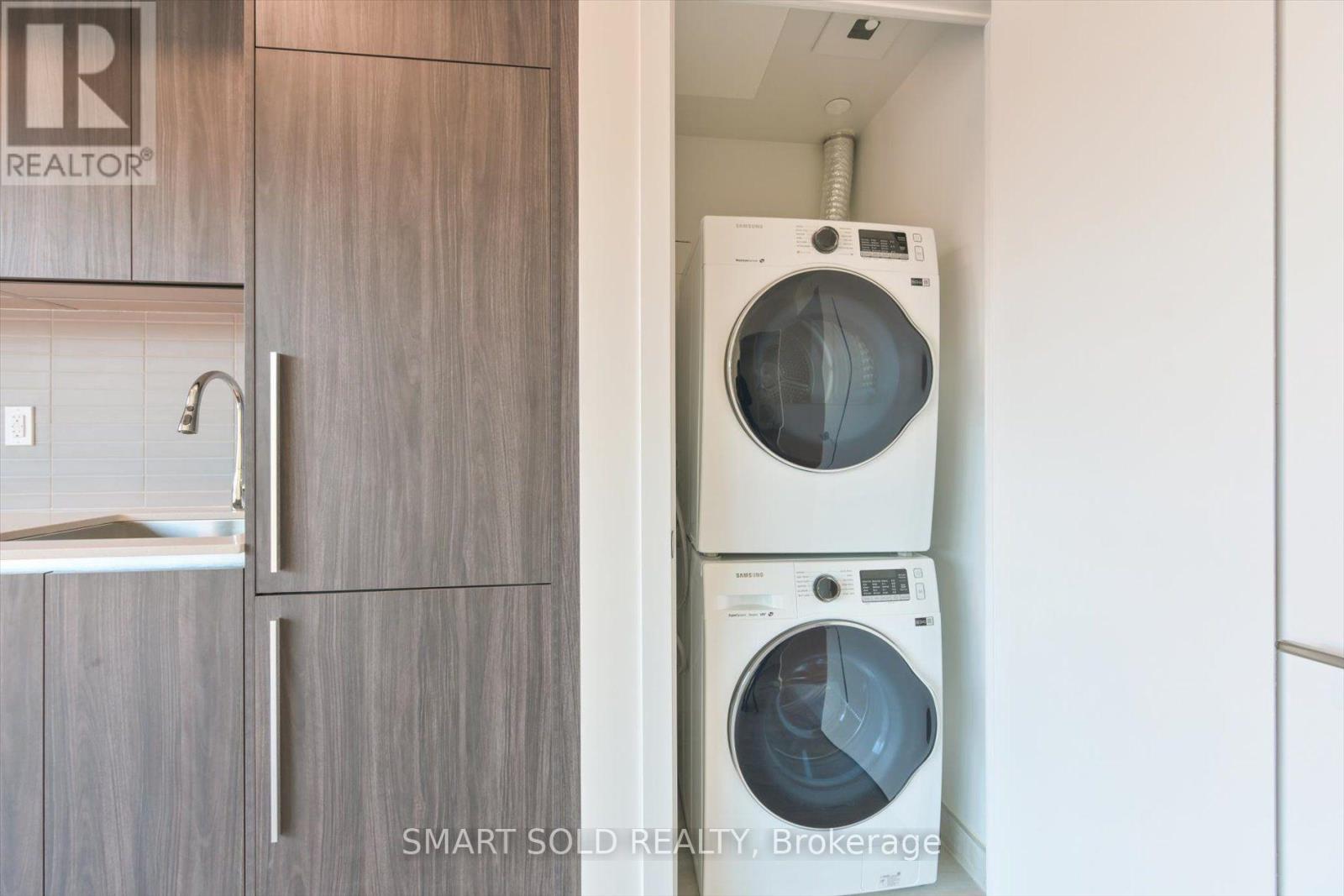 807 - 8 Cumberland Street, Toronto, Ontario  M4W 0B6 - Photo 15 - C13575402