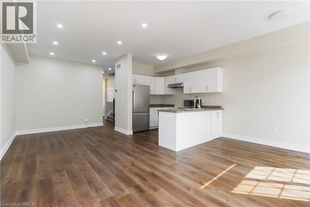 21 Diana Avenue Unit# 132, Brantford, Ontario  N3T 0G7 - Photo 9 - 40846612