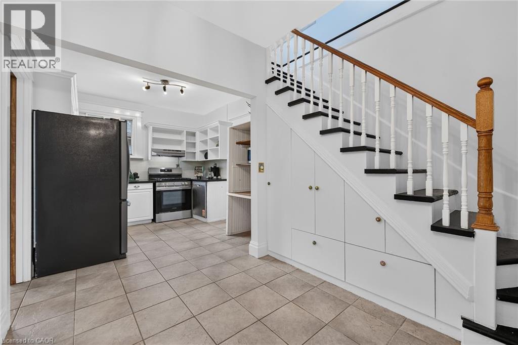 169 Emerald Street S, Hamilton, Ontario L8N 2V6 - Photo 13 - 40846979