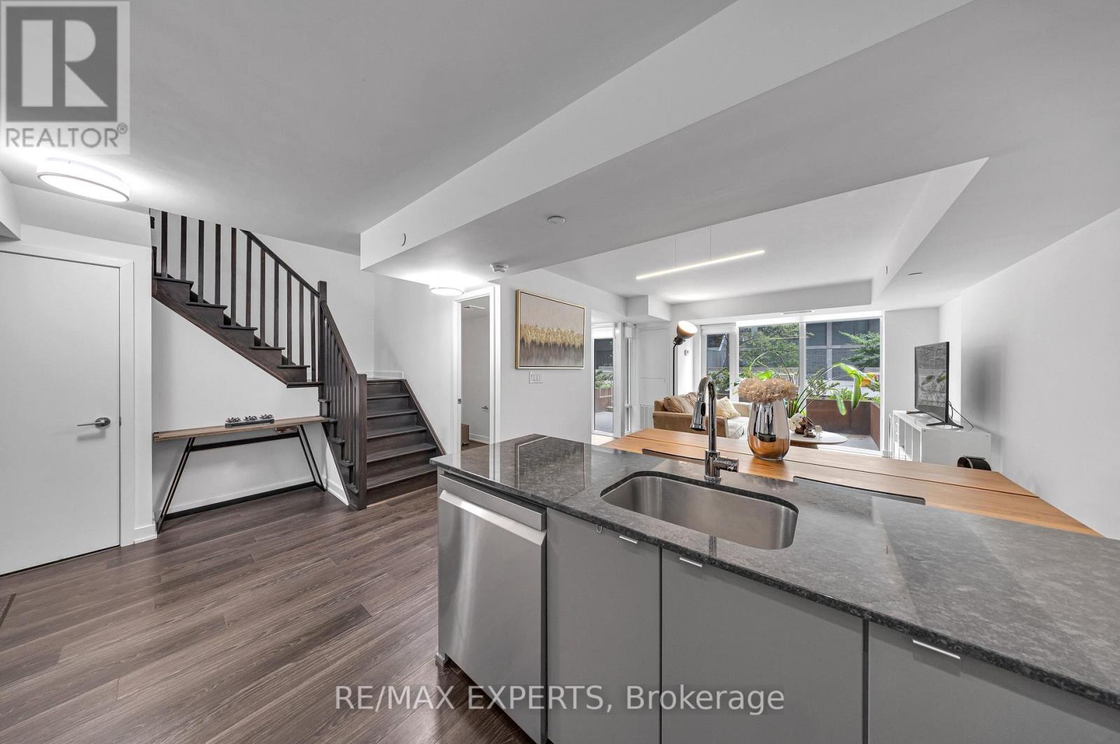 109 - 160 FLEMINGTON ROAD E, Toronto, Ontario
